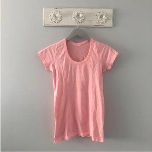 Lululemon Run Swiftly Tee Shirt Size 8